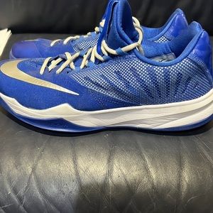 Nike Zoom Run One Basketball Size 10.5